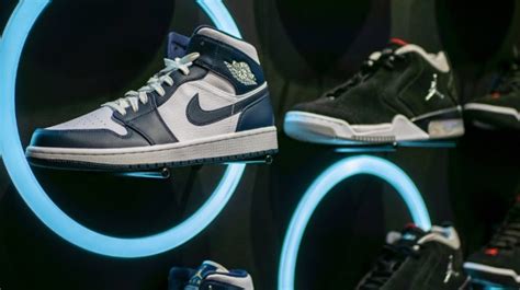 where to buy fake shoes in nyc